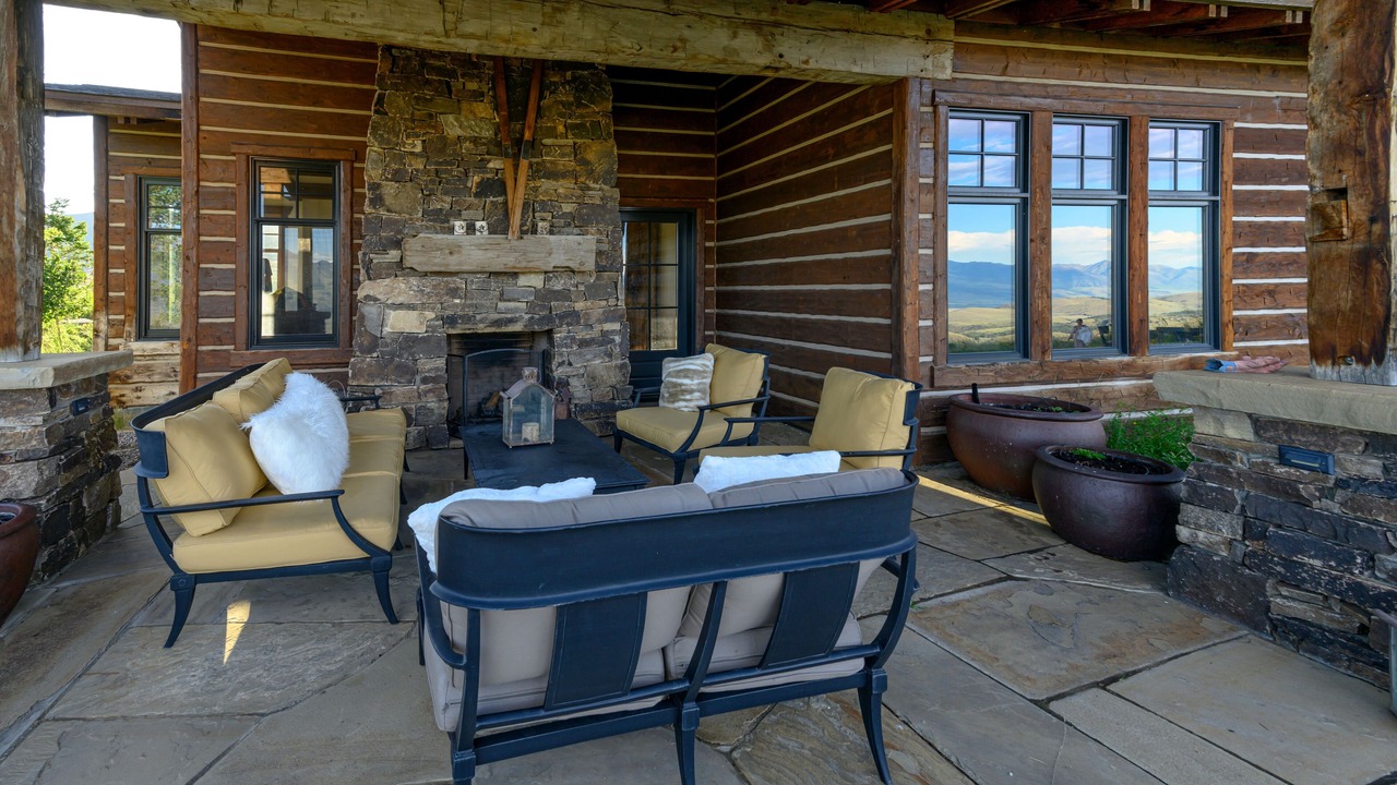 Photo of Patio Balcony in Emigrant