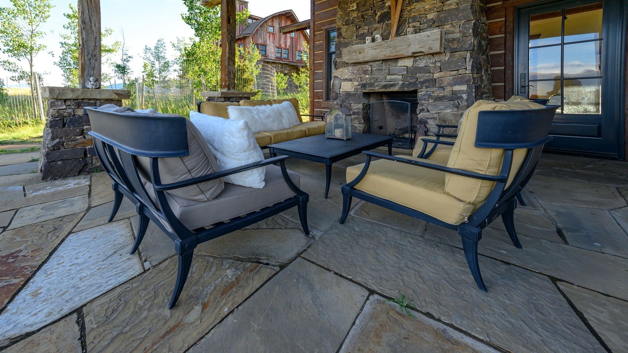 Photo of Patio Balcony in Emigrant