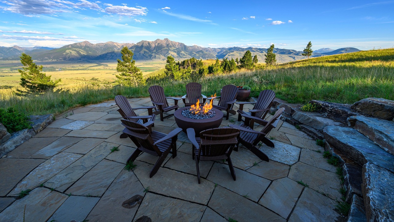 Photo of Patio Balcony in Emigrant