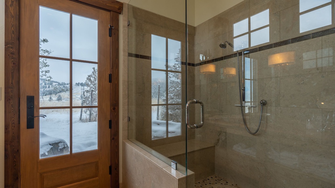 Photo of Bathroom in Emigrant