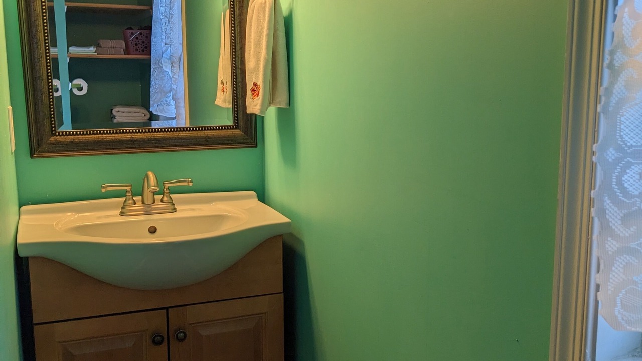 Photo of Bathroom in Manning