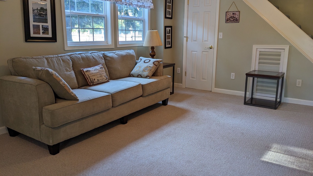 Photo of Livingroom in Manning