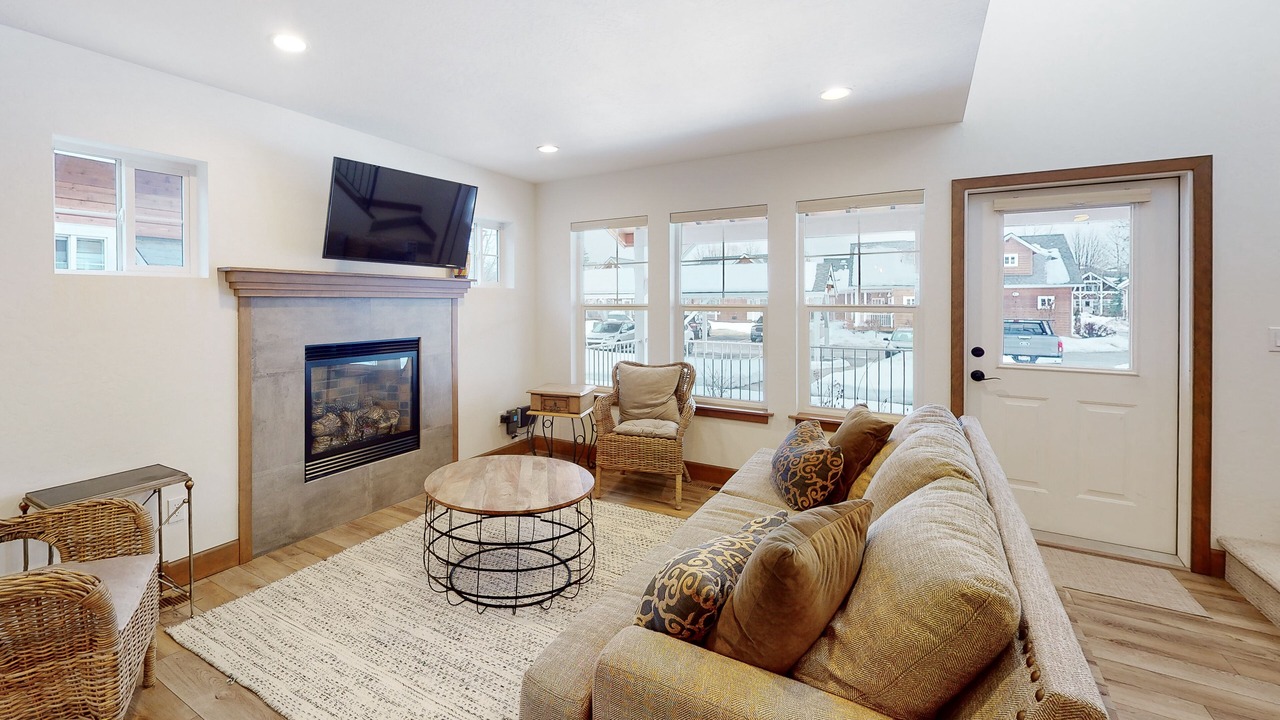 Photo of Livingroom in Dover Bay