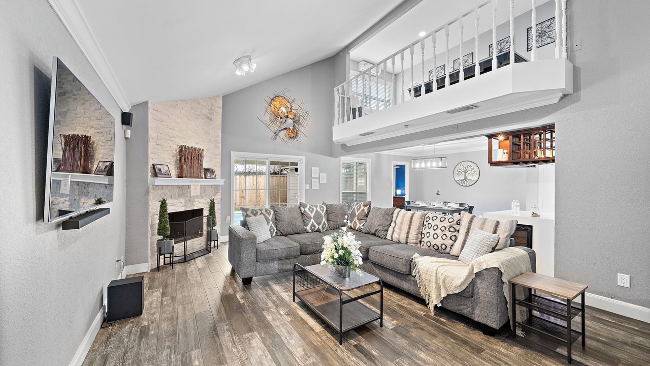 Photo of Bedroom in Clodine