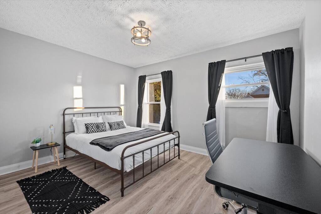 Photo of Bedroom in Old North Columbus