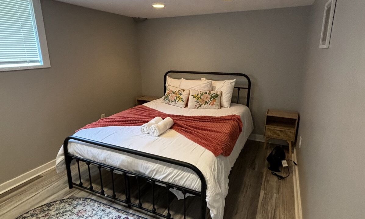 Photo of Bedroom in Old North Columbus