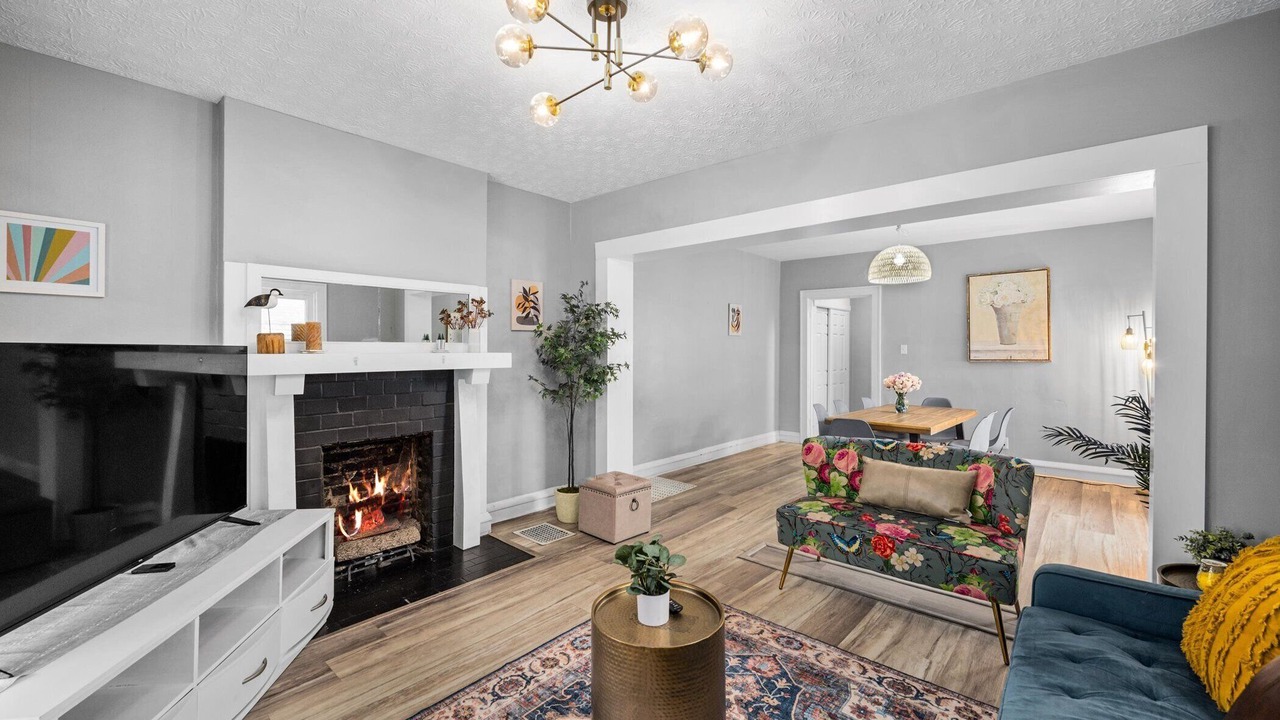 Photo of Livingroom in Old North Columbus