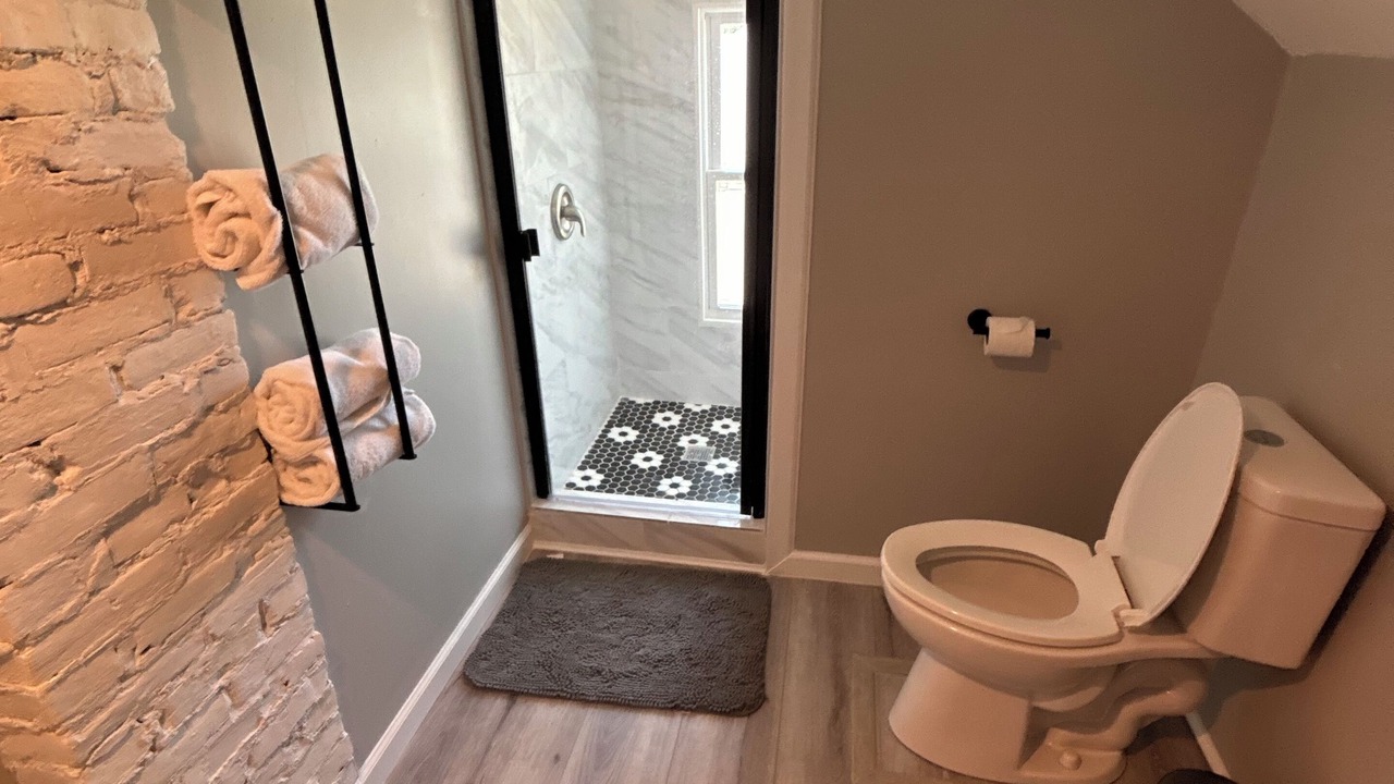 Photo of Bathroom in Glen Echo
