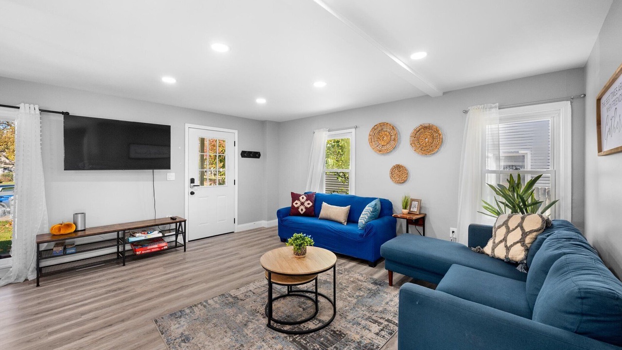 Photo of Livingroom in Grandview Heights