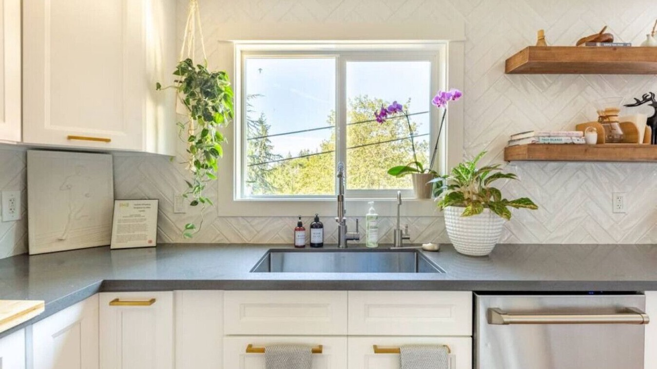 Photo of Kitchen in Amazon