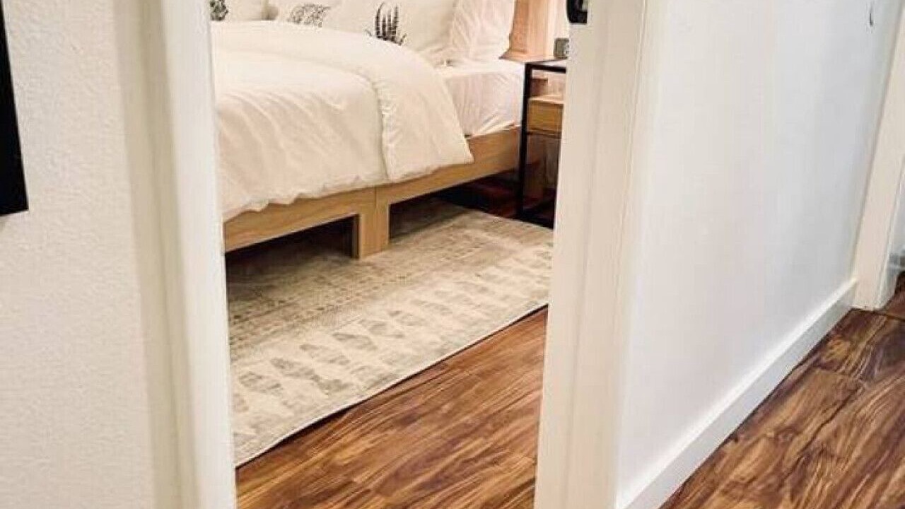 Photo of Bedroom in Amazon