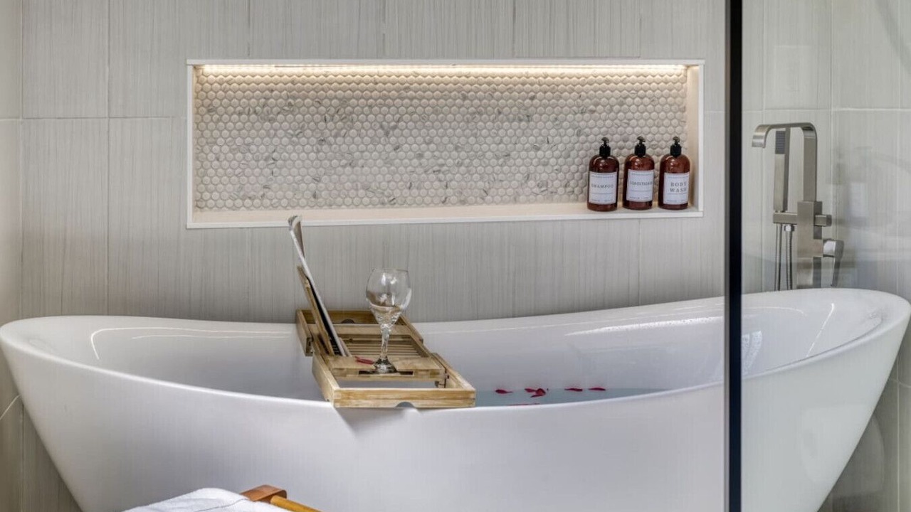 Photo of Bathroom in Amazon