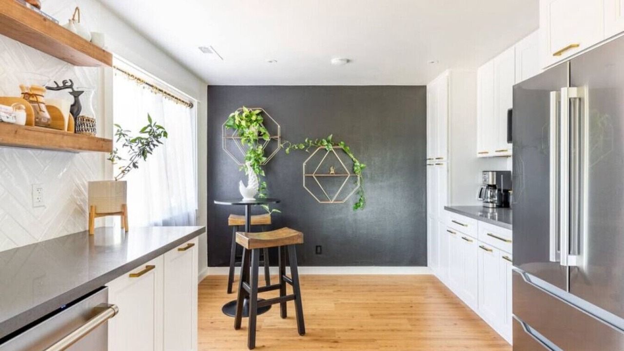 Photo of Kitchen in Amazon