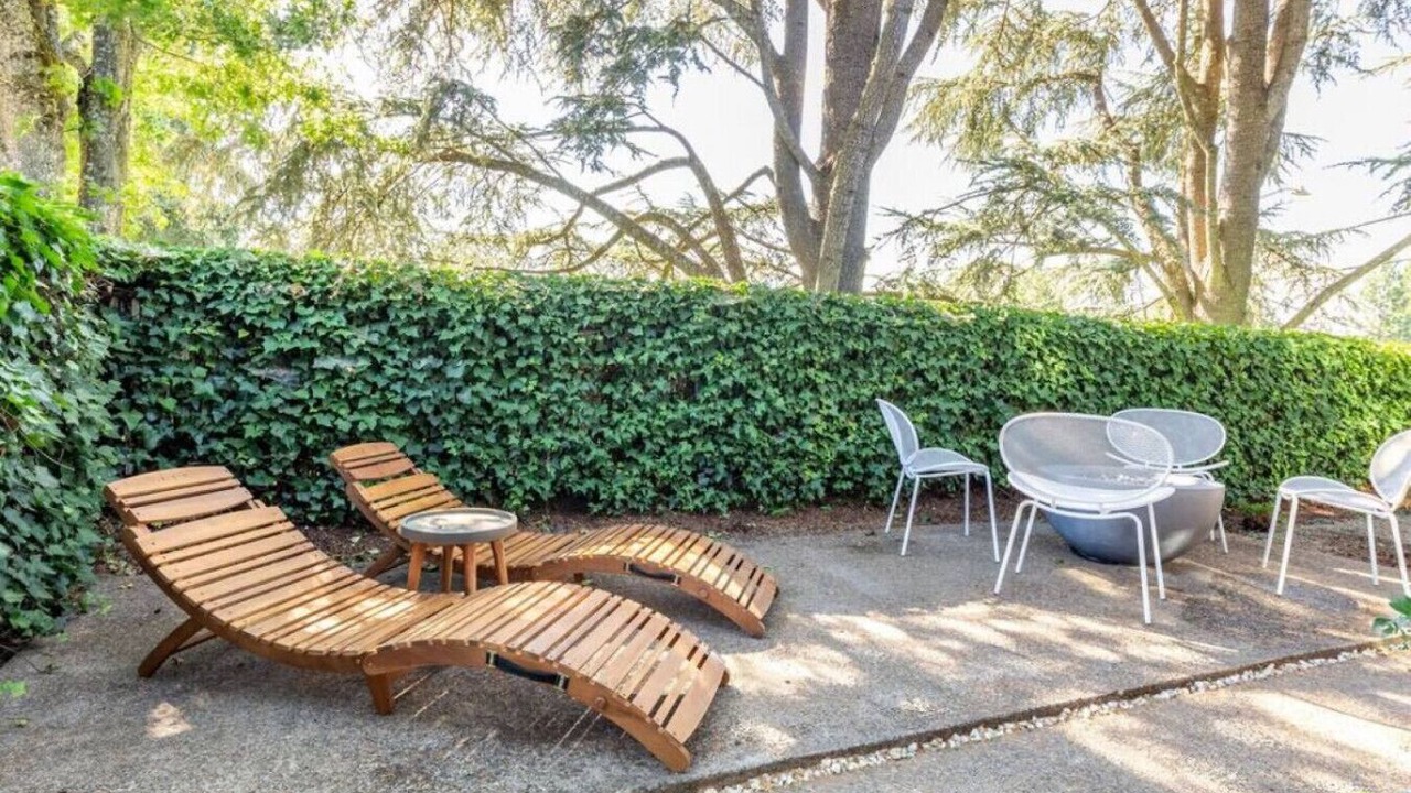 Photo of Patio Balcony in Amazon