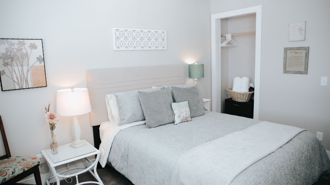 Photo of Bedroom in Des Moines