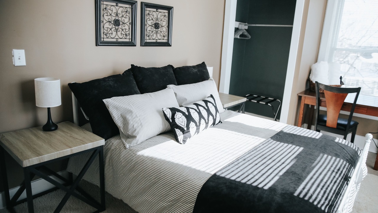 Photo of Bedroom in Des Moines