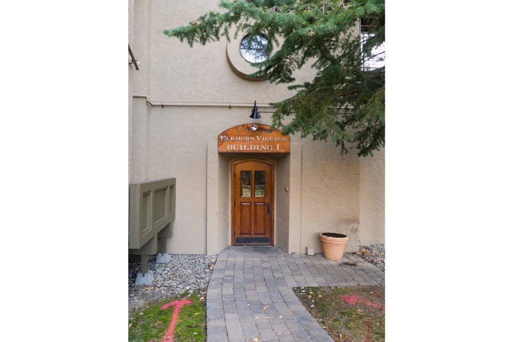 Photo of Outdoor in Elkhorn Village