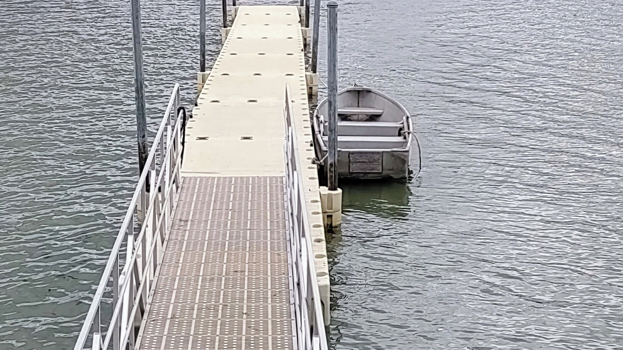 Photo of Others in Diamond Lake