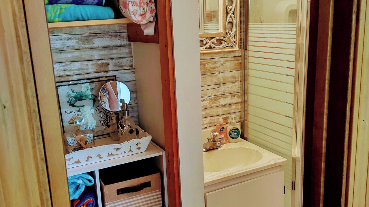 Photo of Bathroom in Diamond Lake