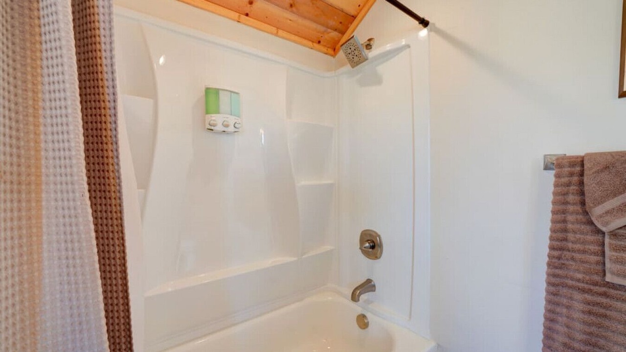 Photo of Bathroom in Mount Pleasant
