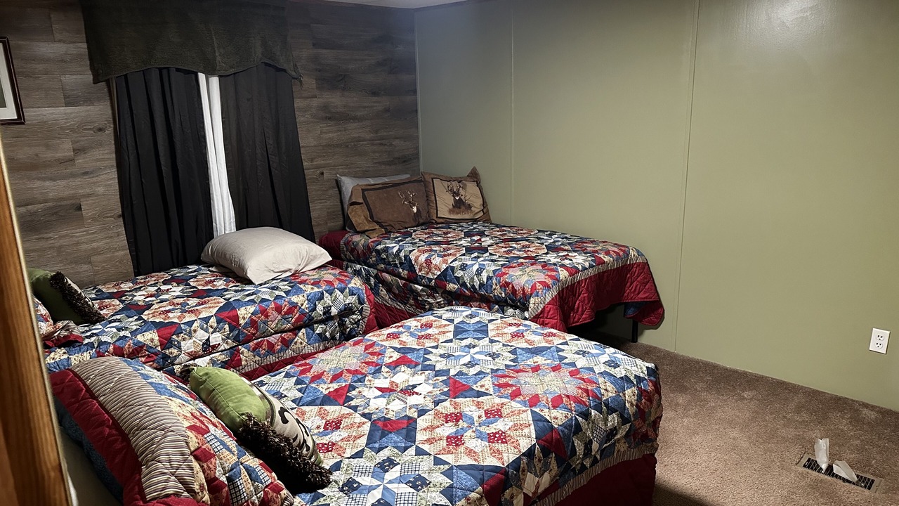 Photo of Bedroom in Hornbeak