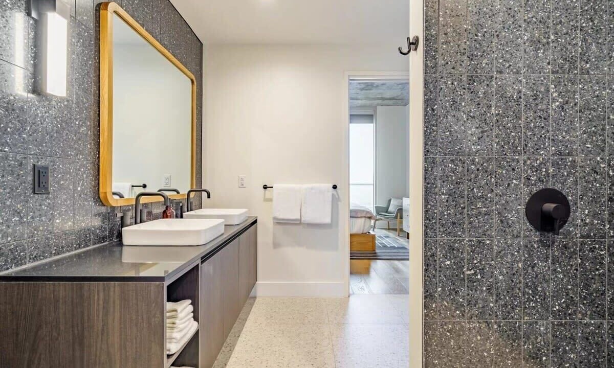 Photo of Bathroom in Rainey Street Historic District