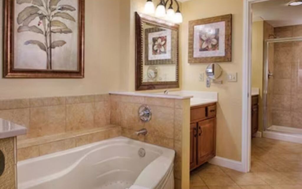 Photo of Bathroom in Lake Buena Vista