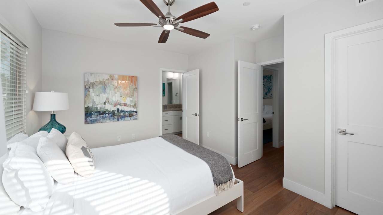 Photo of Bedroom in Crown Point