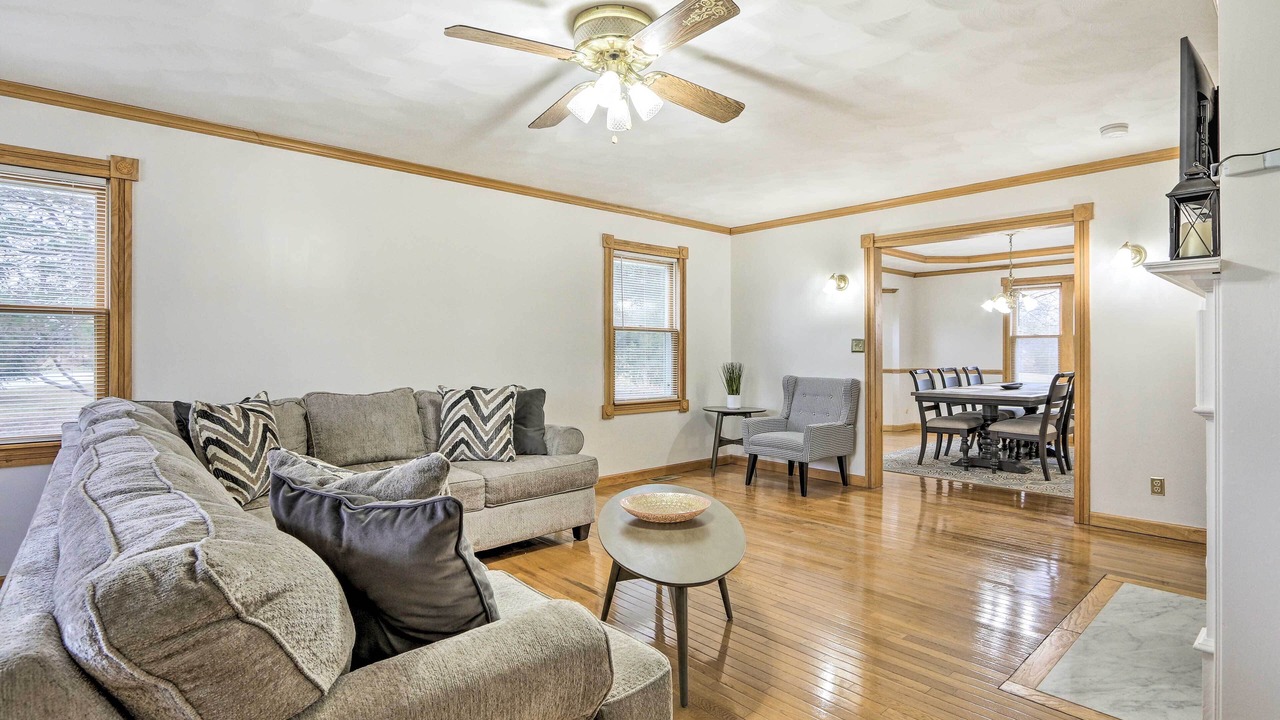 Photo of Livingroom in Pickerington