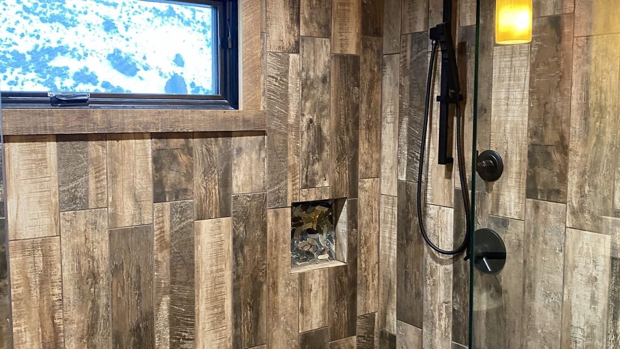 Photo of Bathroom in Gardiner