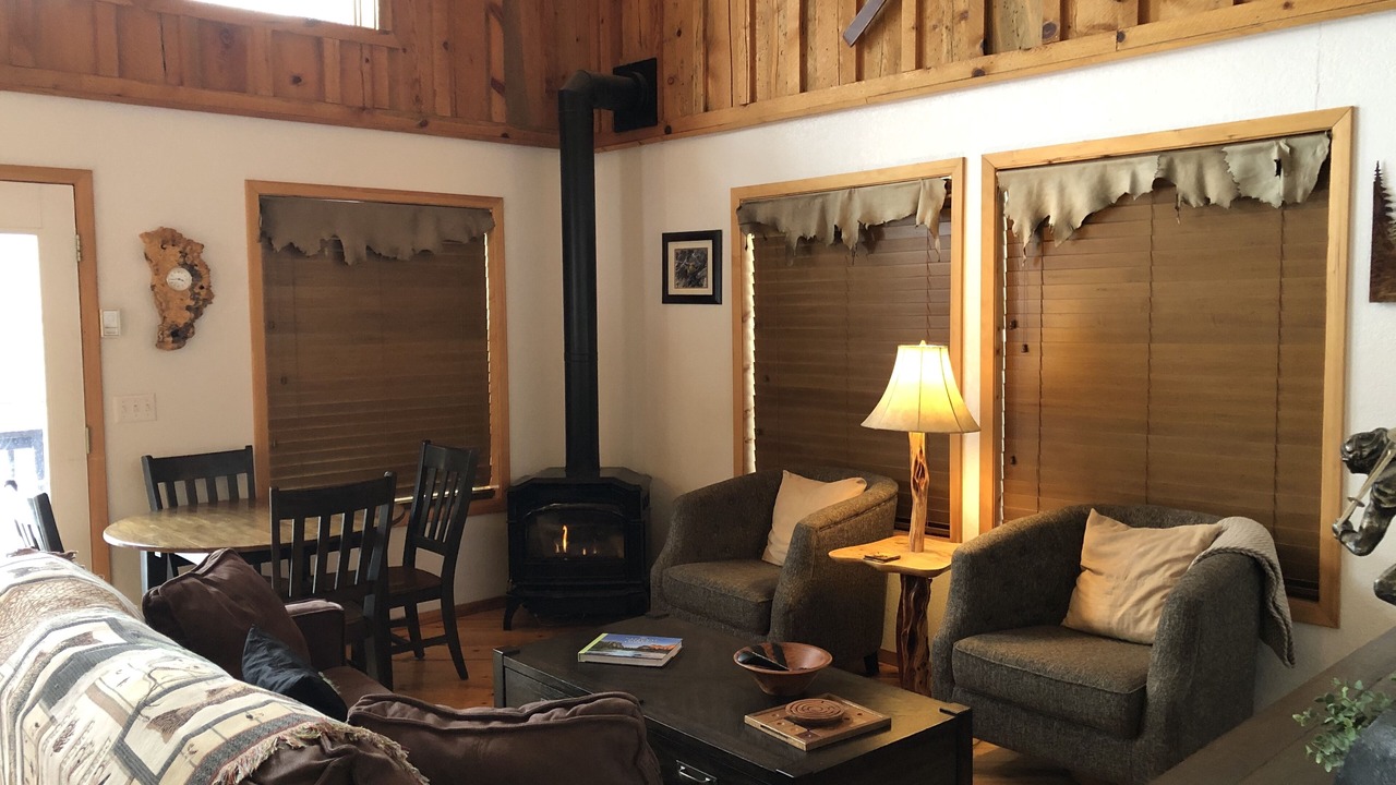 Photo of Livingroom in Gibbonsville