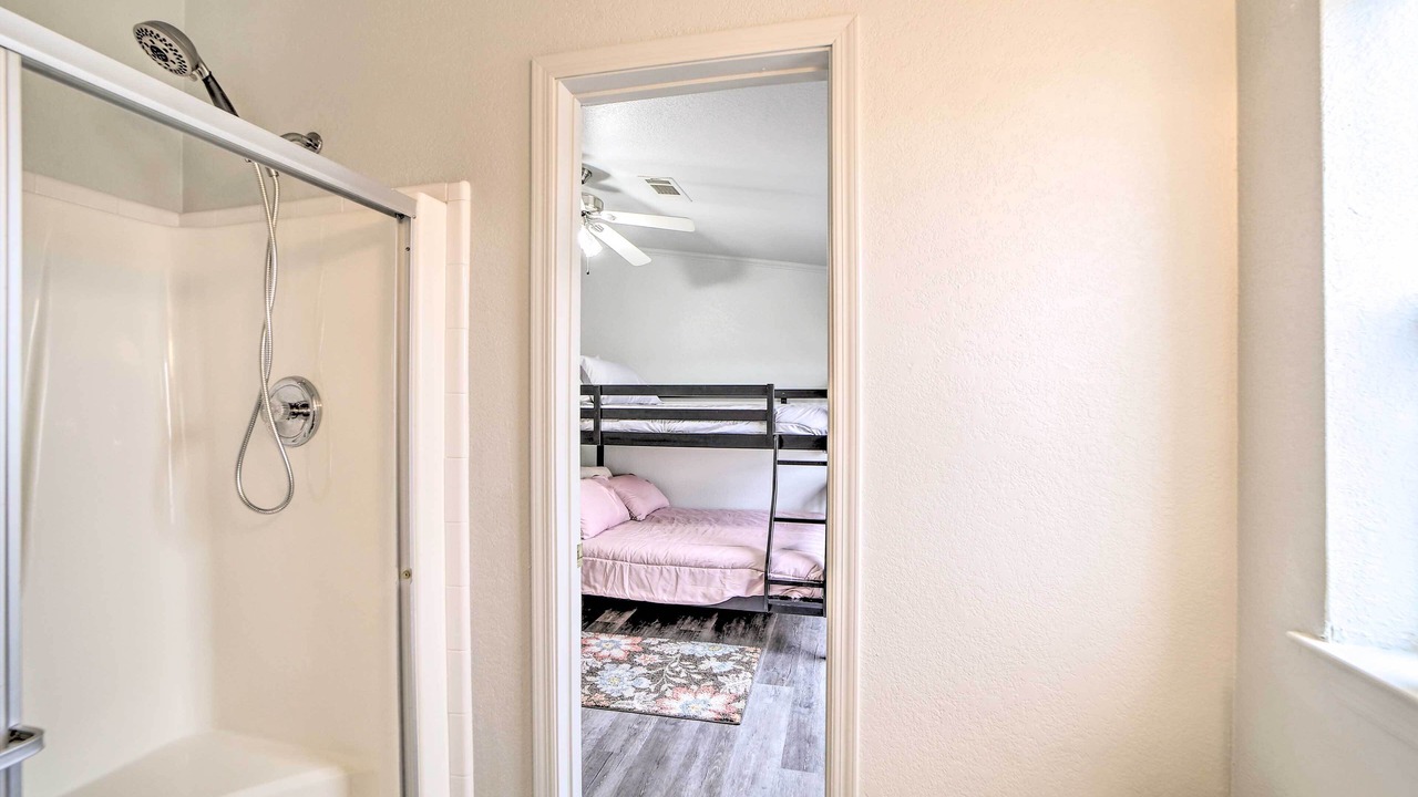 Photo of Bedroom in Eufaula