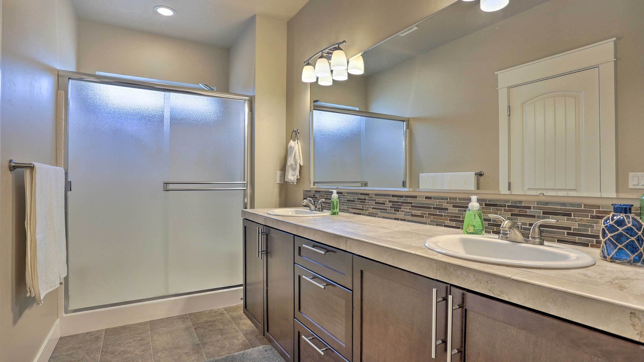 Photo of Bathroom in Northwest Boise City