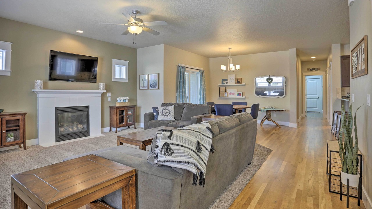 Photo of Livingroom in Northwest Boise City