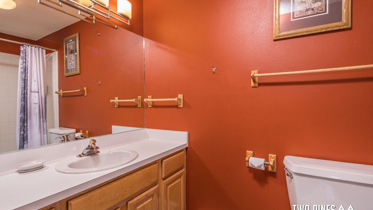 Photo of Bathroom in Big Horn