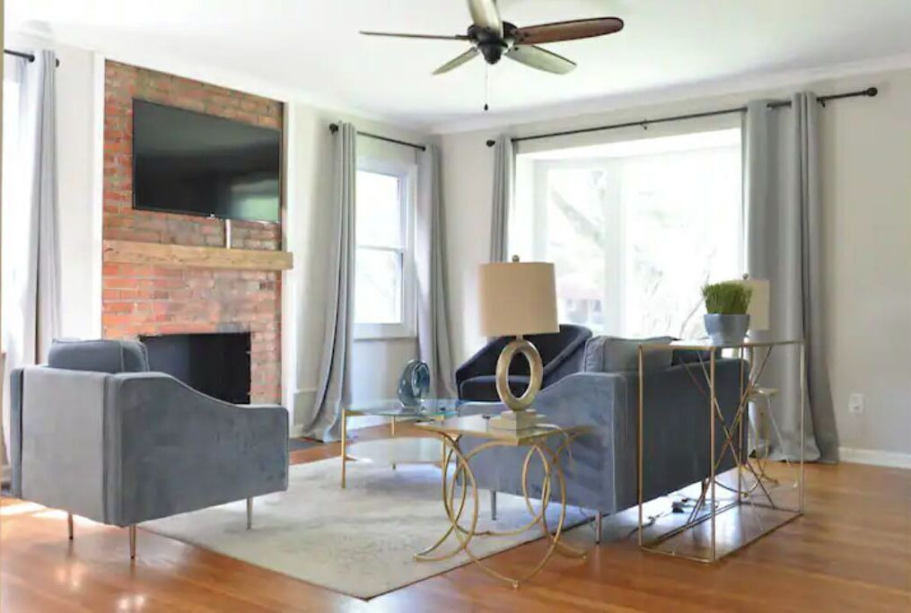 Photo of Livingroom in Grandview Heights