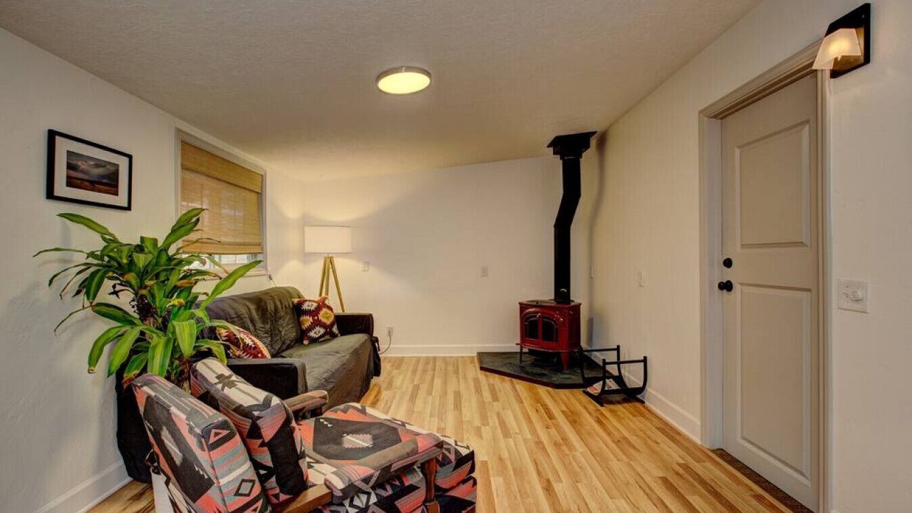 Photo of Bedroom in Sunset