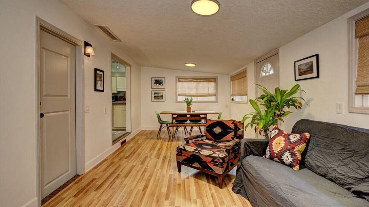 Photo of Bedroom in Sunset
