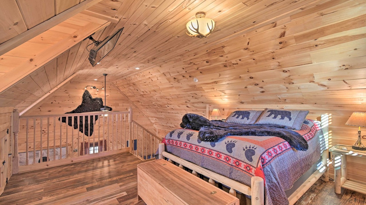 Photo of Bedroom in Berea