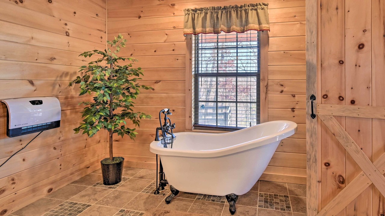 Photo of Bathroom in Berea