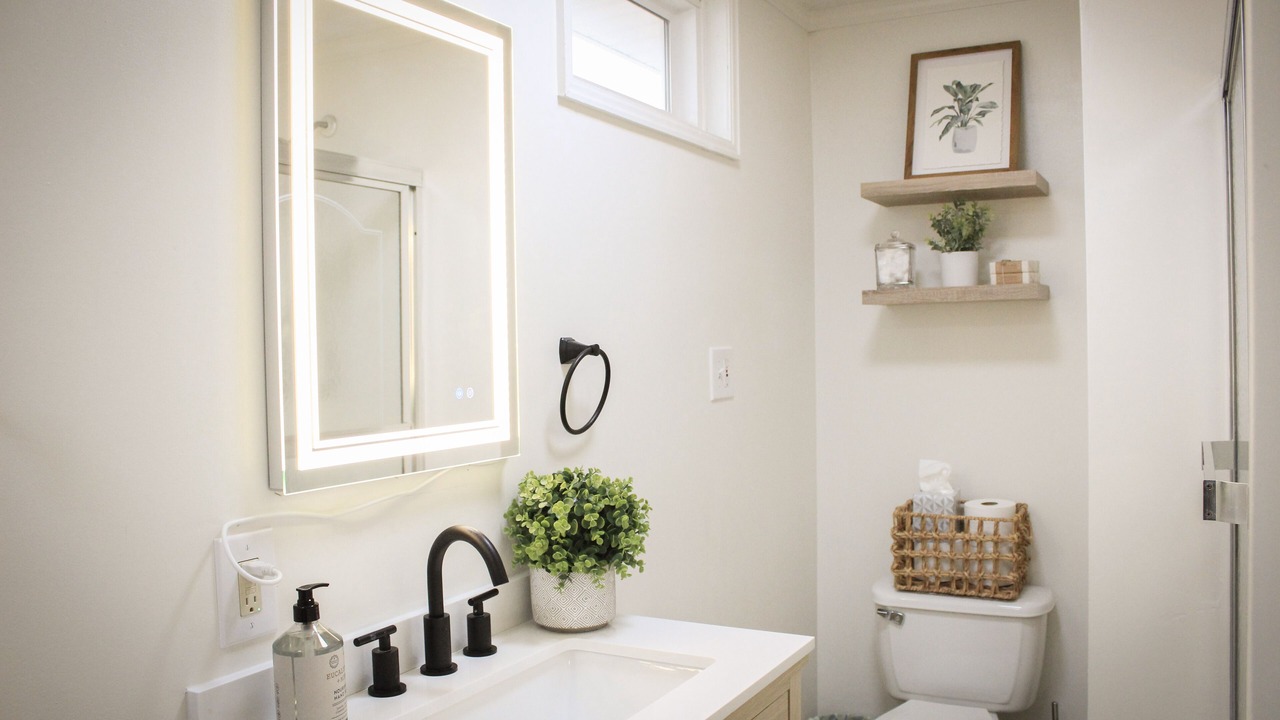 Photo of Bathroom in Berea