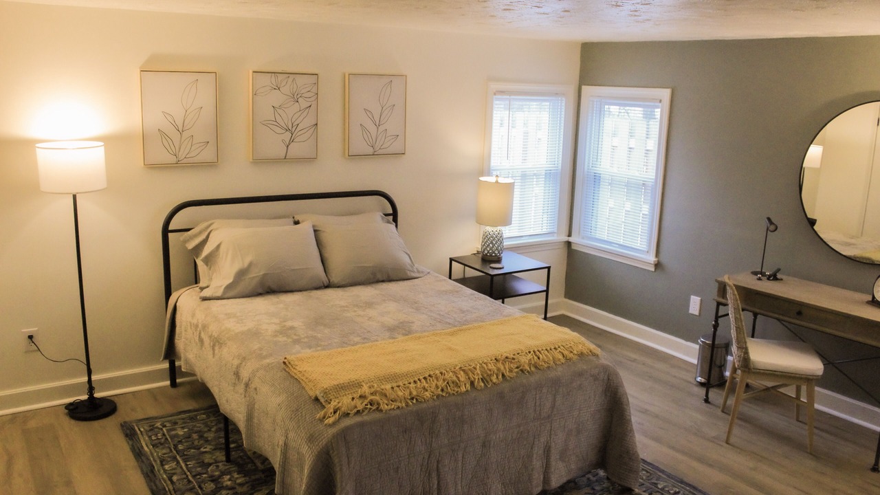Photo of Bedroom in Berea