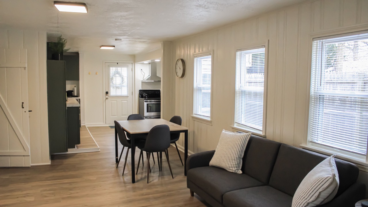Photo of Livingroom in Berea