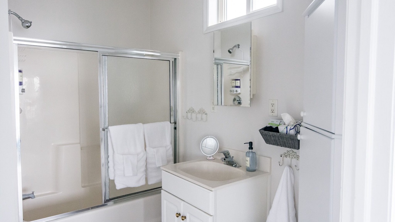 Photo of Bathroom in Howard