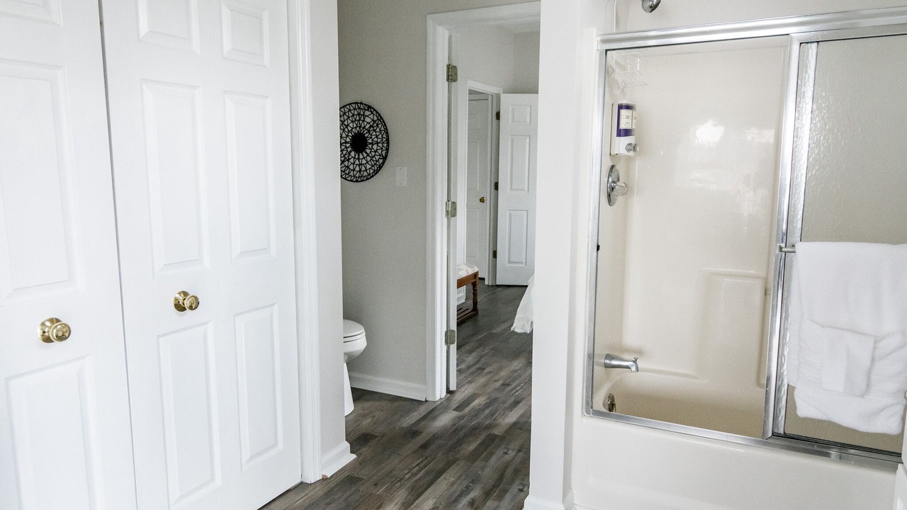 Photo of Bathroom in Howard