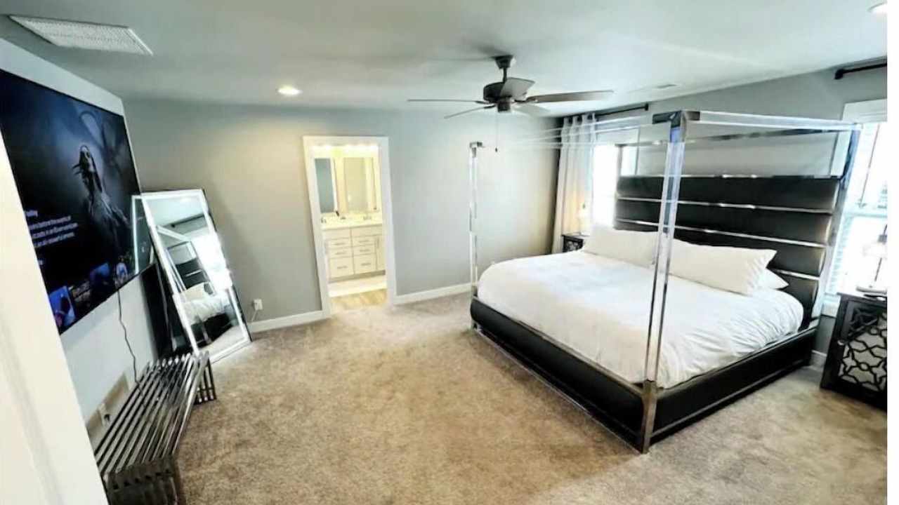 Photo of Bedroom in Newburgh