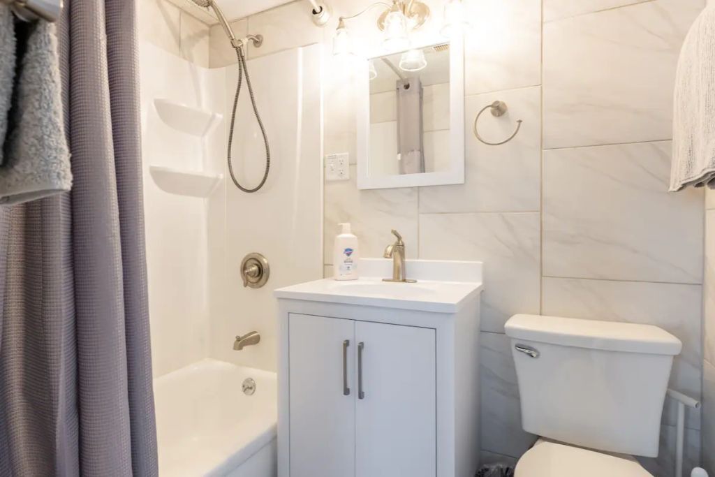 Photo of Bathroom in Fairview Park