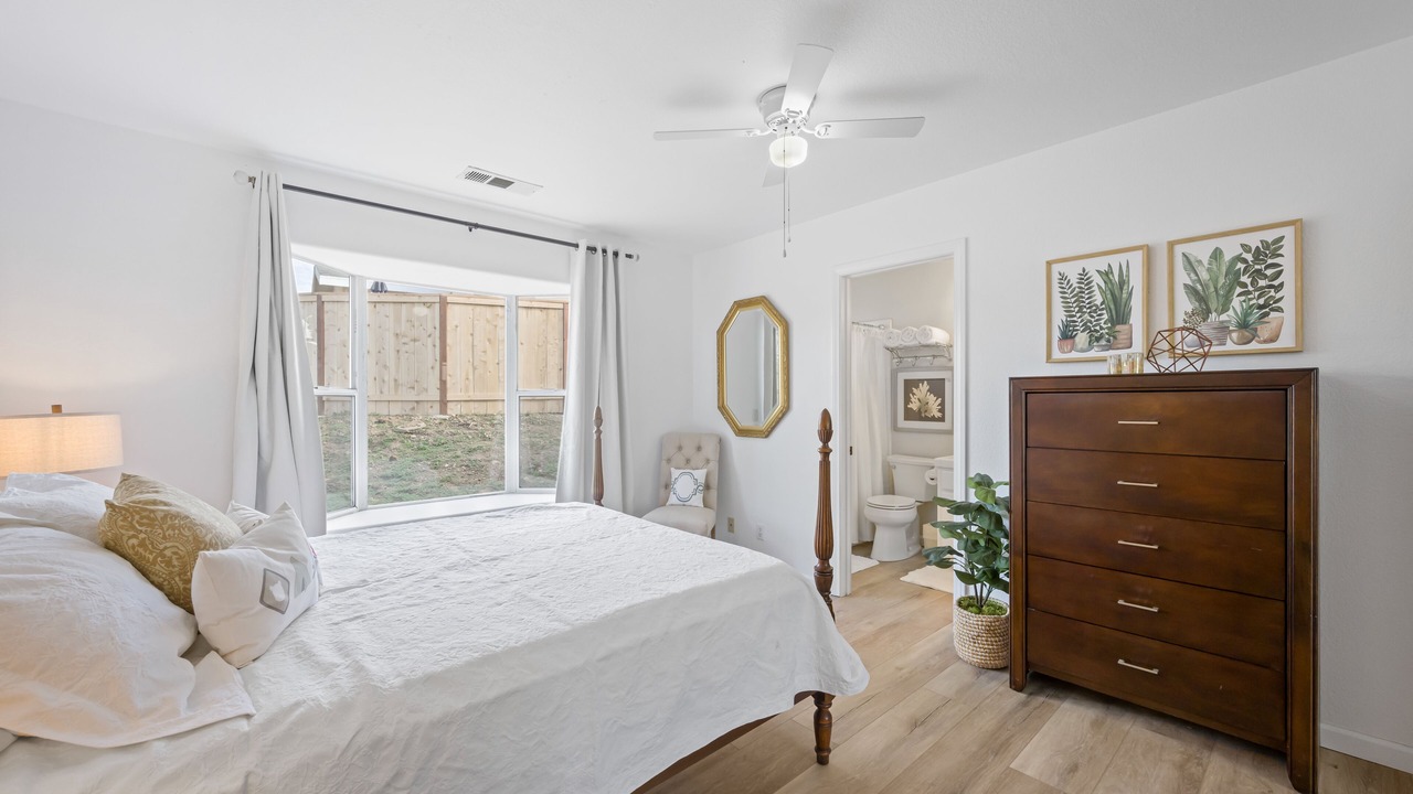 Photo of Bedroom in Vista