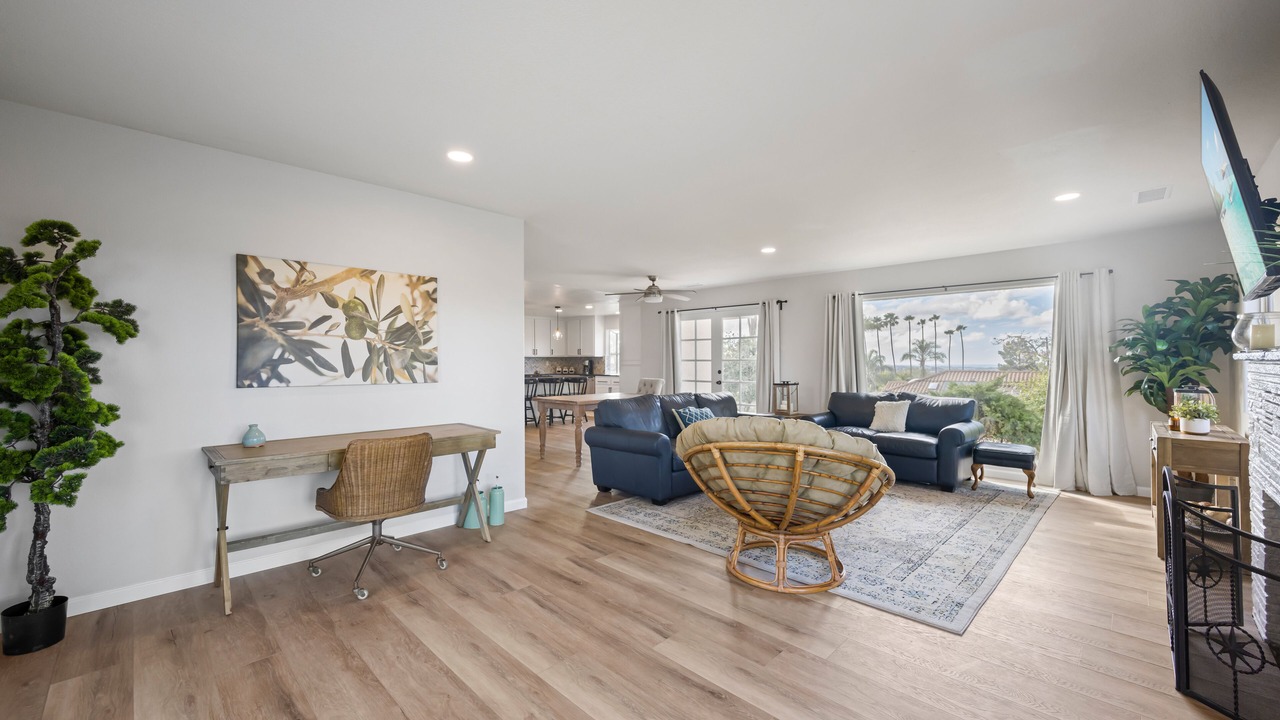 Photo of Livingroom in Vista