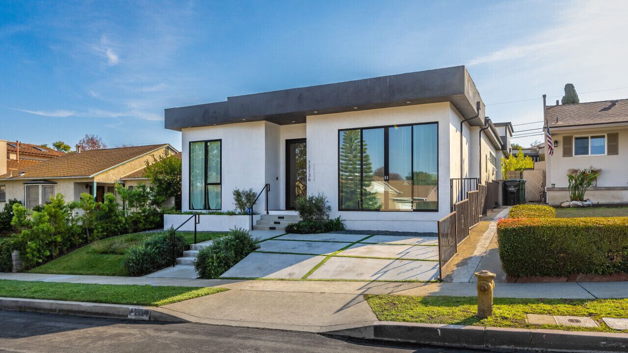 Photo of Others in Mar Vista